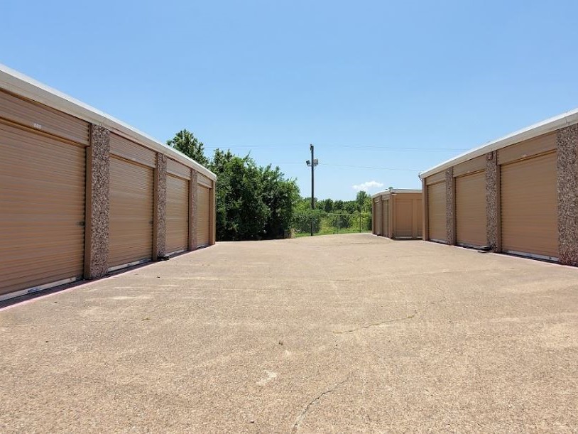 Starpoint Self Storage & Business Park - Self Storage Facility For Sale in Texas by The Karr Self Storage Team